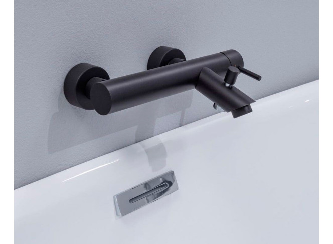 Змішувач для ванни Paffoni Light, Black Chrome (LIG022NKN) Фото №2 - Змішувач для ванни Paffoni Light, Black Chrome (LIG022NKN)